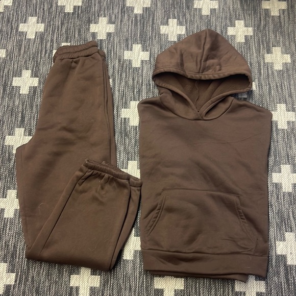 SHEIN Other - Shein Large Brown Sweatsuit